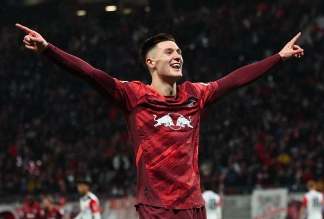 benjamin-sesko-bingung-memilih-mu-atau-newcastle