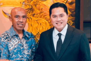 erick-thohir-ingin-simon-tahamata-tetap-di-pssi-timnas