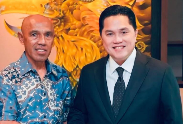 erick-thohir-ingin-simon-tahamata-tetap-di-pssi-timnas