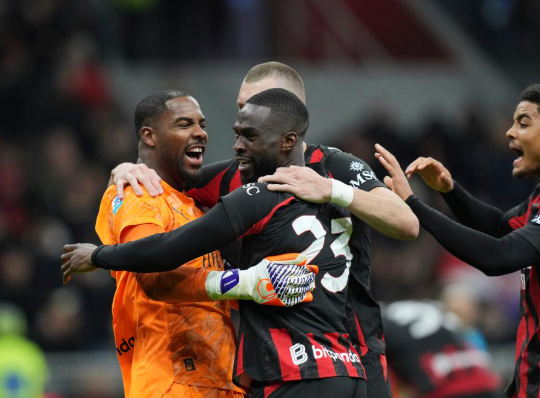 apakah-ac-milan-dapat-bersaing-di-4-besar