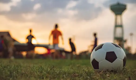 latihan-kecepatan-dan-akselerasi-dalam-sepak-bola