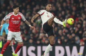 hasil-akhir-pertandingan-arsenal-vs-liverpool